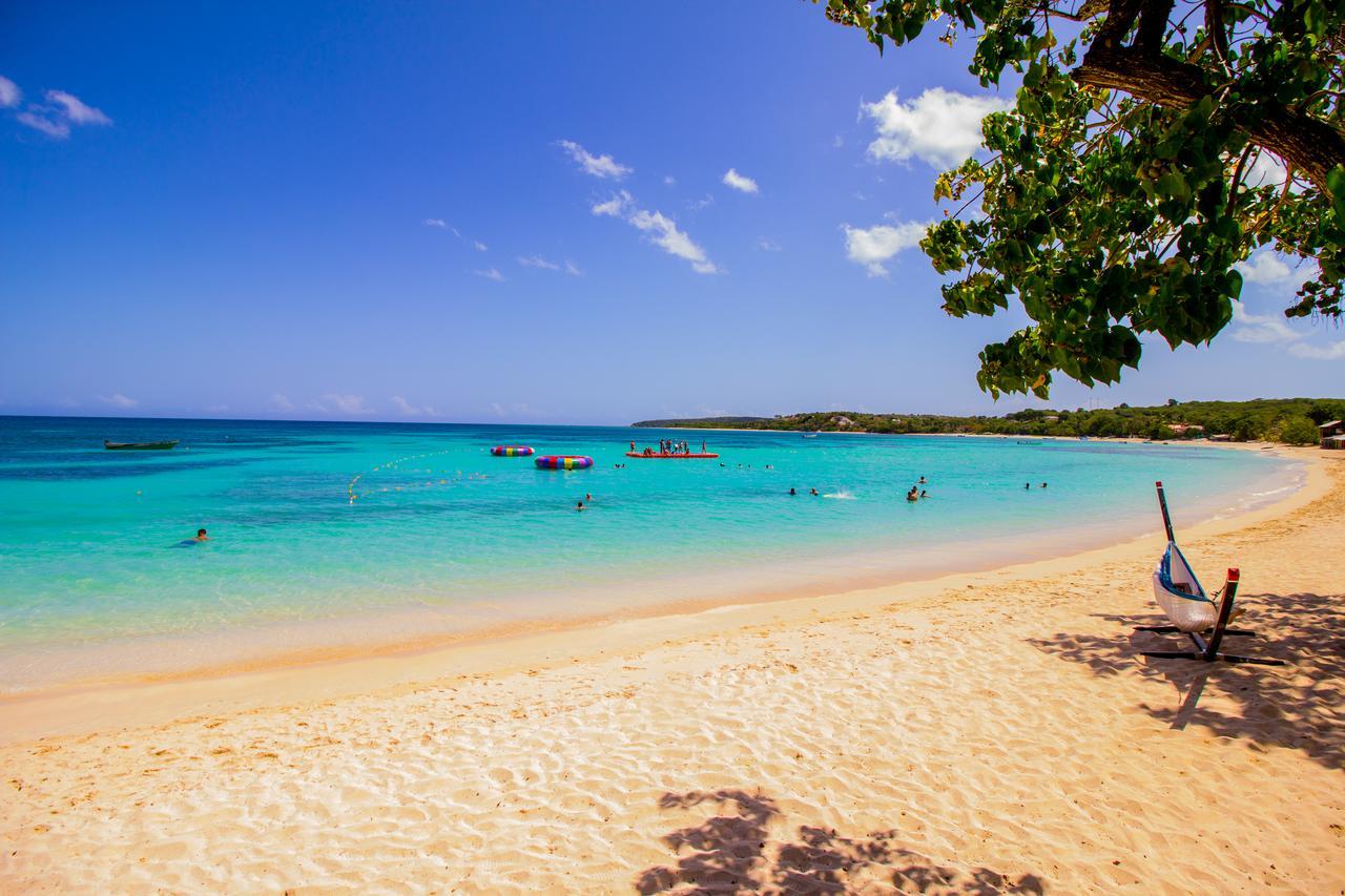 Paradise Island Beach Resort Punta Rucia Dış mekan fotoğraf